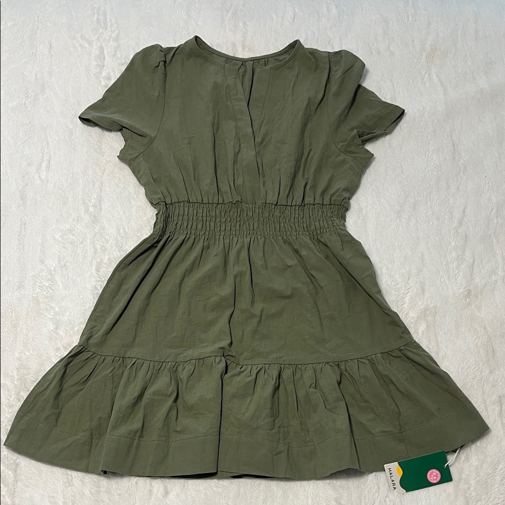 HALARA Olive Green Short Sleeve Smocked Waist Dress